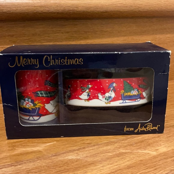 Vintage 2 PC Bathroom Set. Merry Christmas tumbler & soap dish set of two Japan - Picture 2 of 8